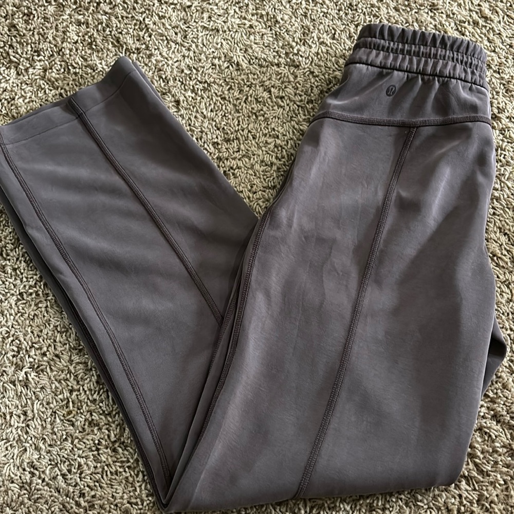 Lululemon softstream pants size 4